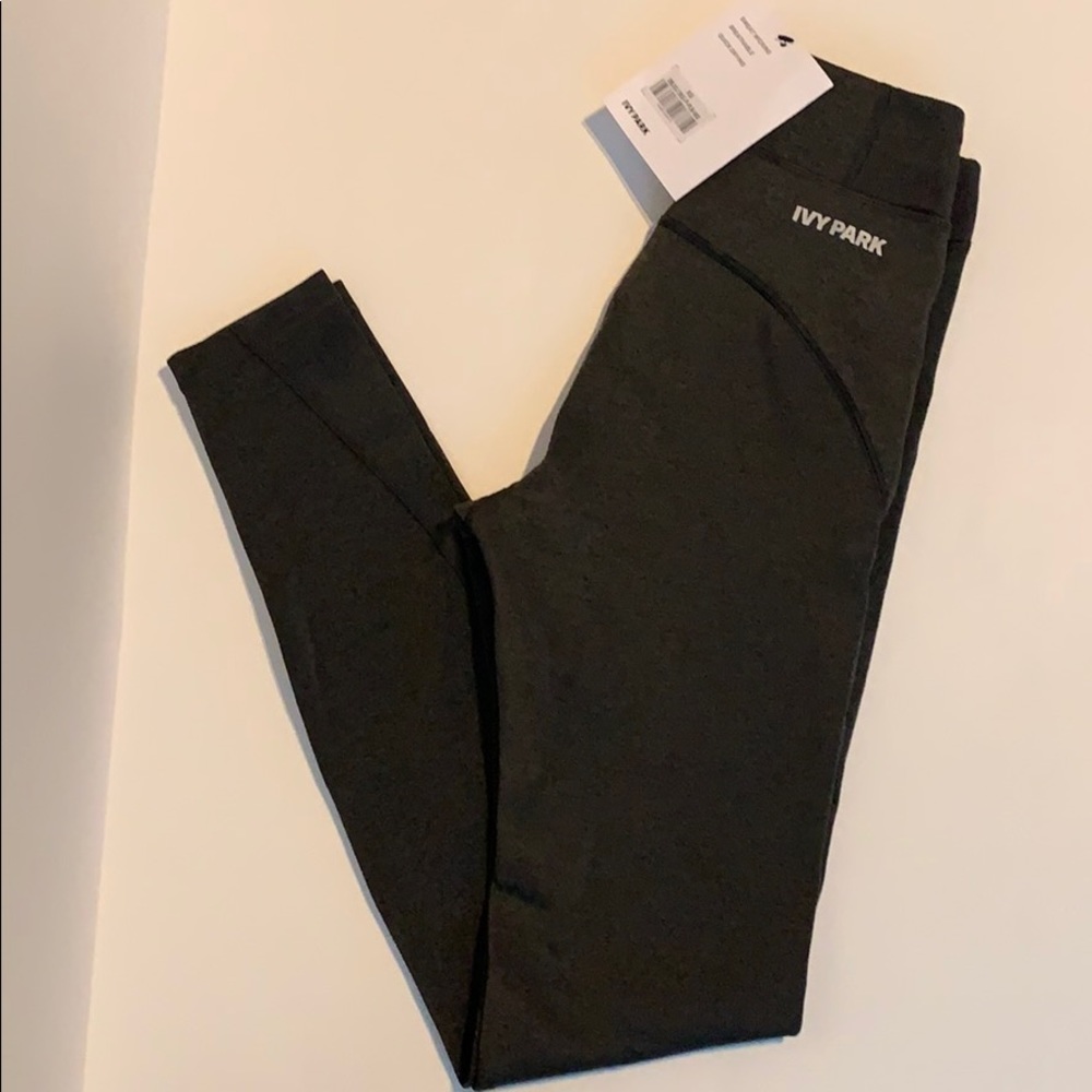 IVY PARK Grey Legging - Picture 3 of 3